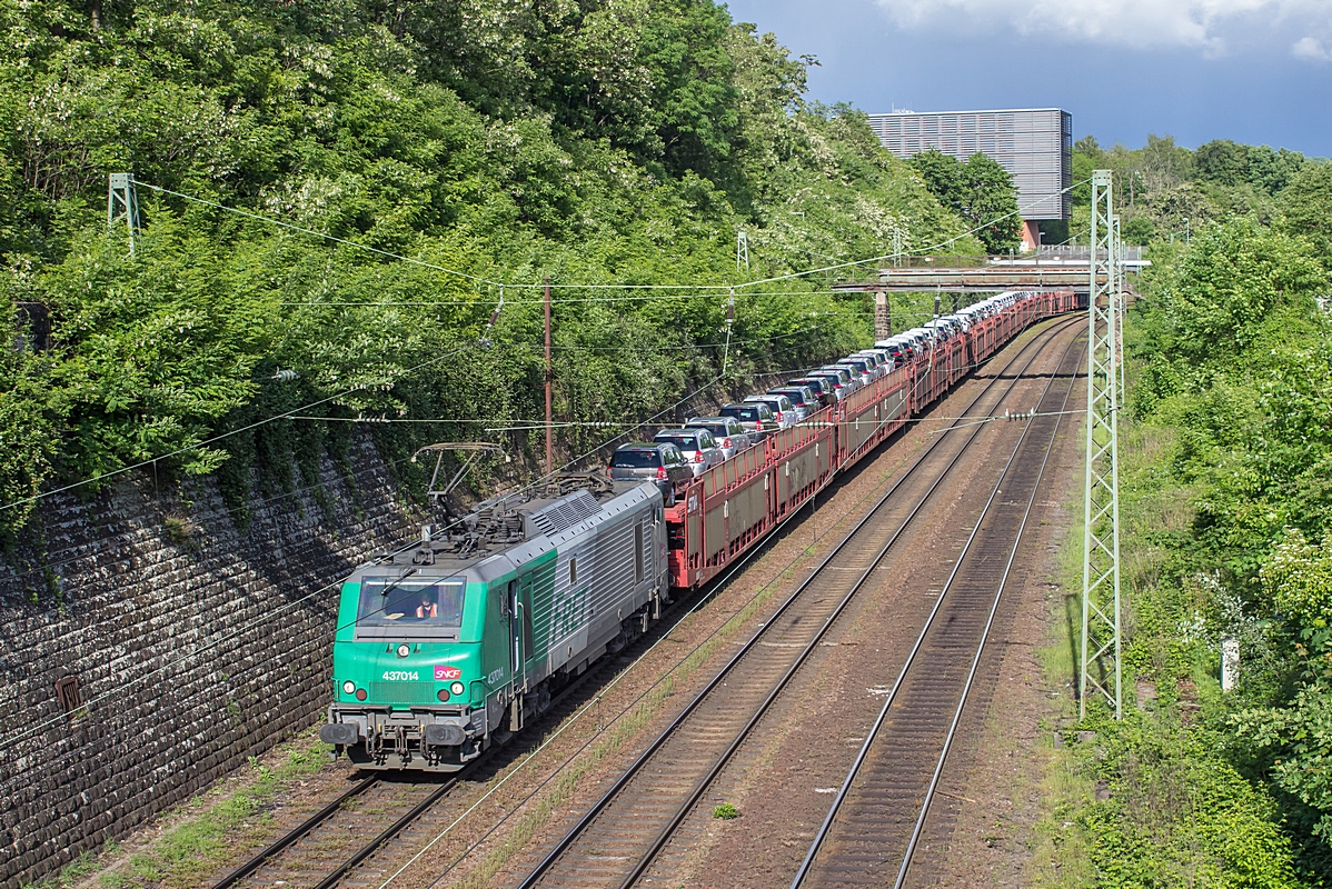  (20140513-175334_SNCF 437014_EZ 44270 SSR-Woippy_a2.jpg)