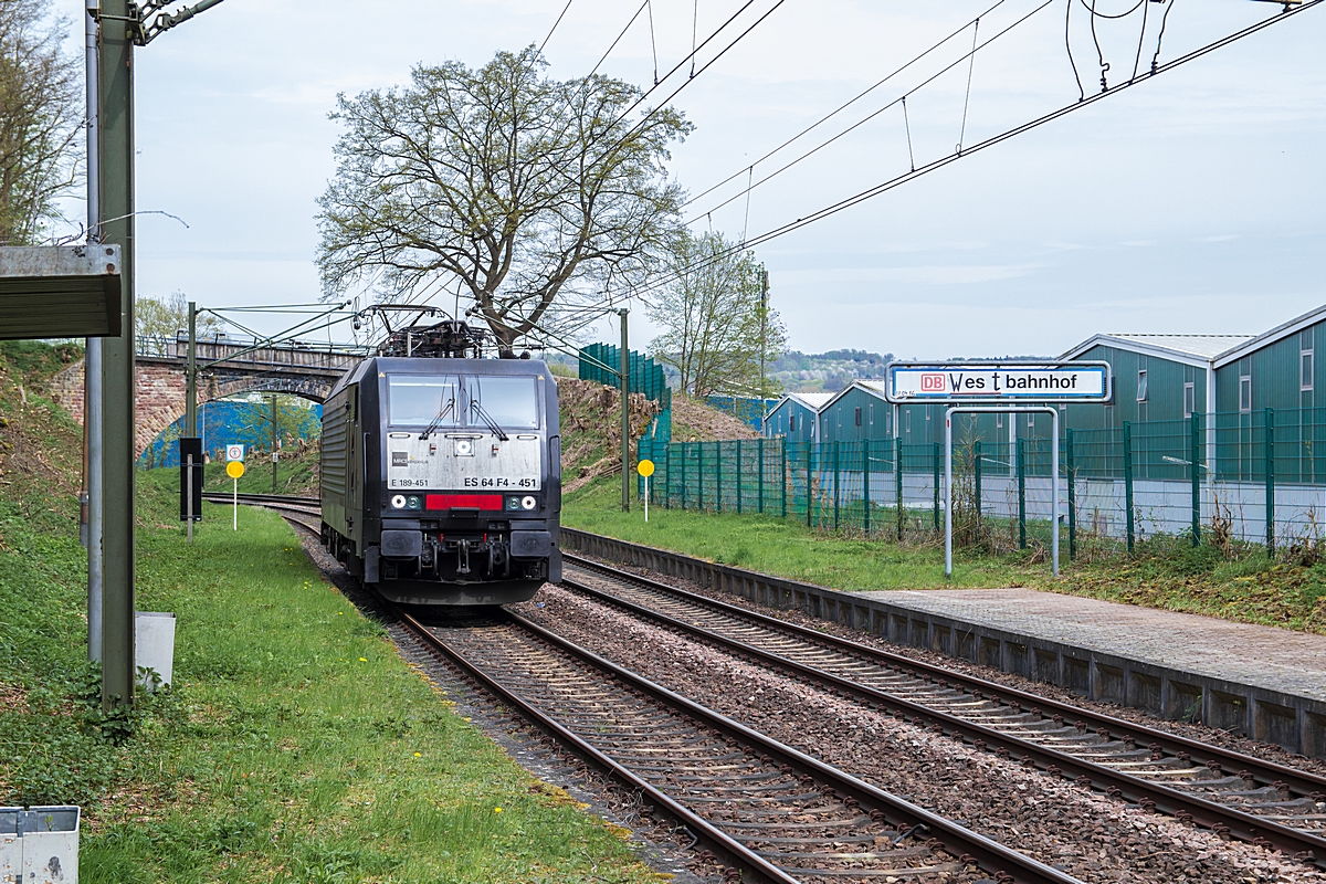  (20160422-121554_189 451_Saarbrücken-Messebahnhof_b.jpg)