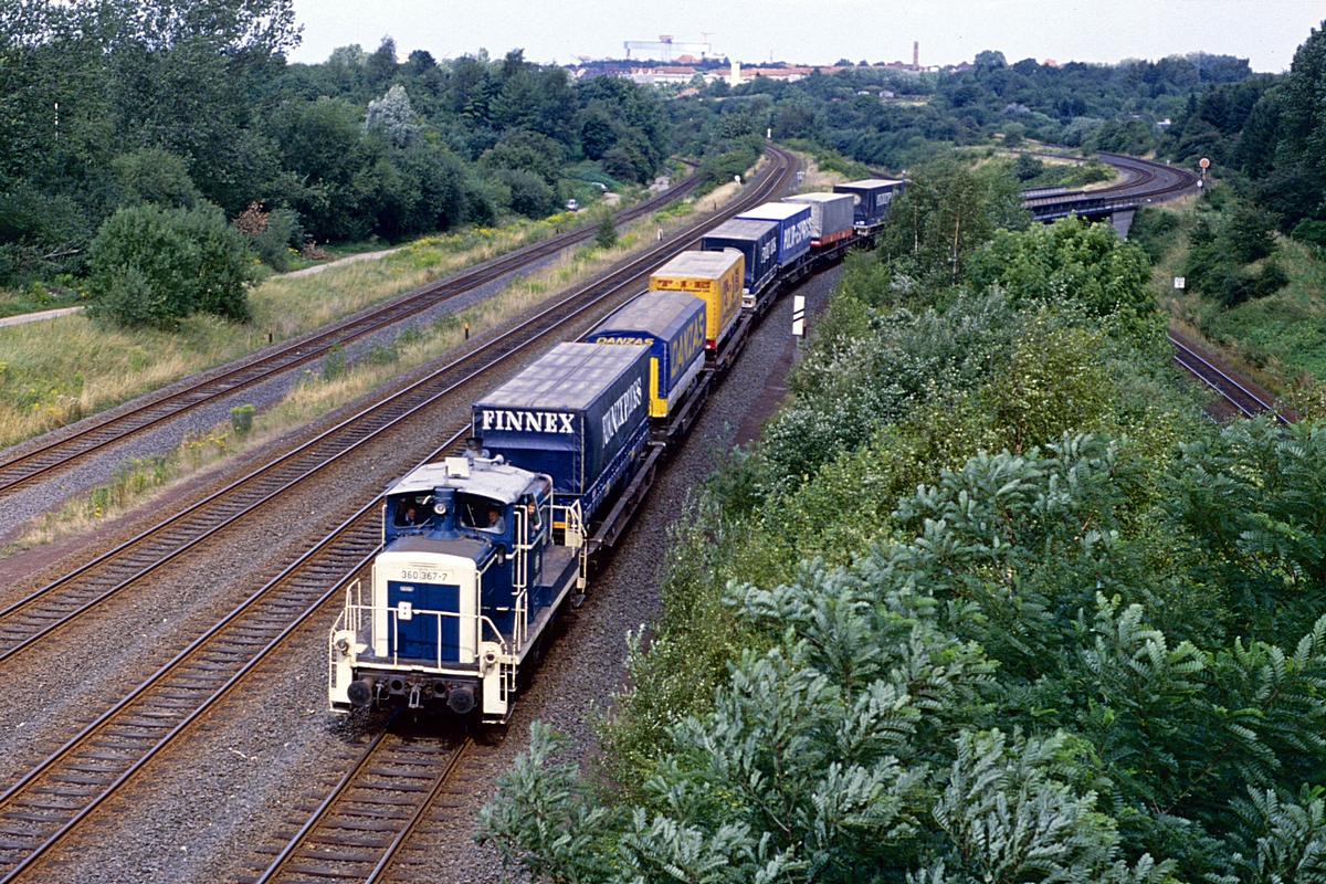  (51-34_19890814_360 367_zw Kiel Hbf und Meimersdorf_Üg 69148.jpg)