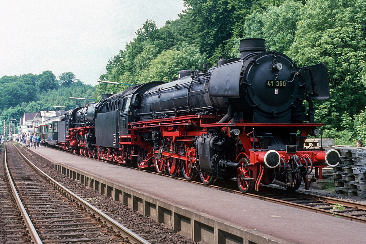  (19880604_47-49_41 360-01 1100_Malente-Gremsmühlen_Dz 27305_b.jpg)