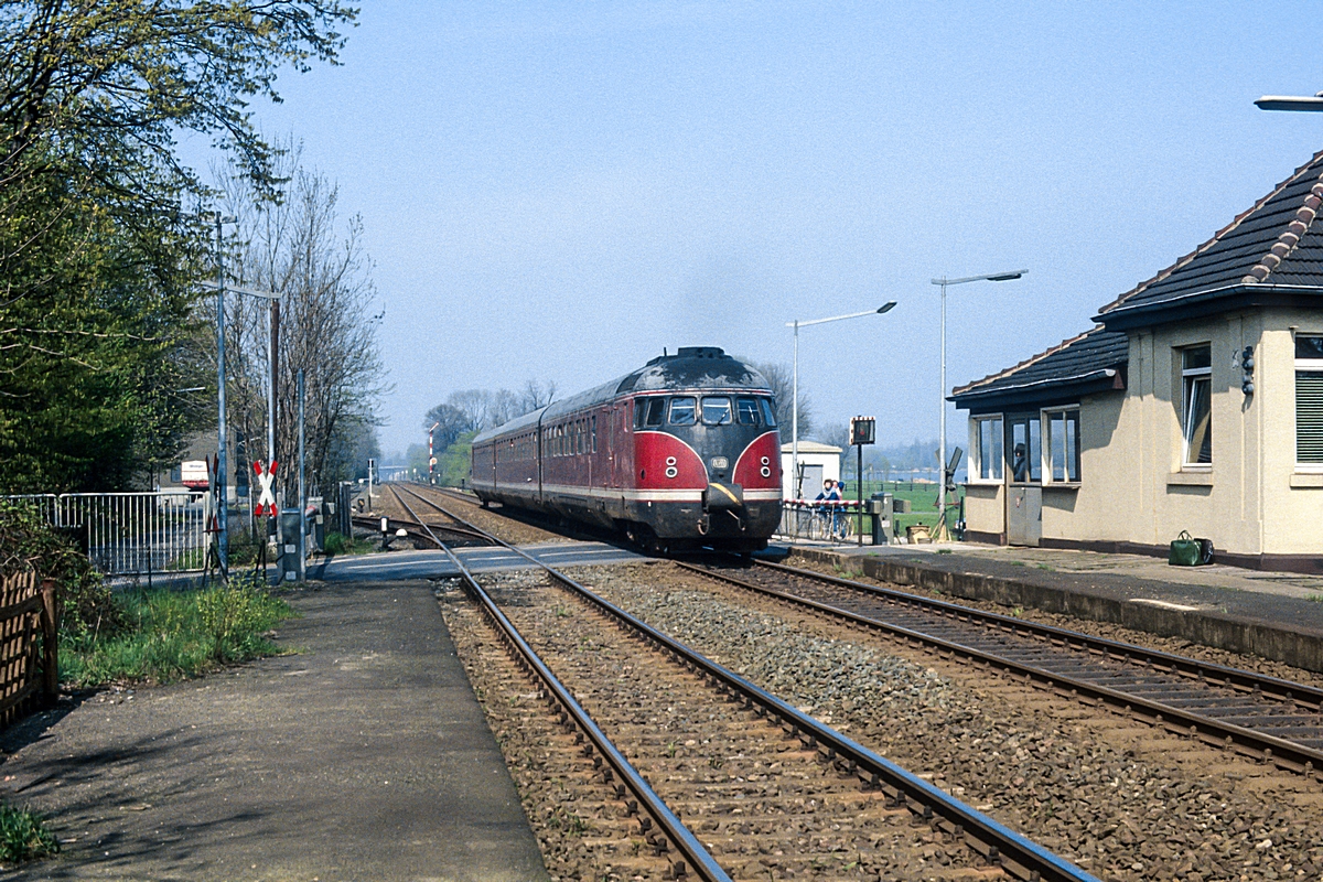  (19830423_26-18_613 602-913 010-913 605_Rüningen_N 6240_Helmstedt-Wolfenbüttel-Braunschweig_b.jpg)